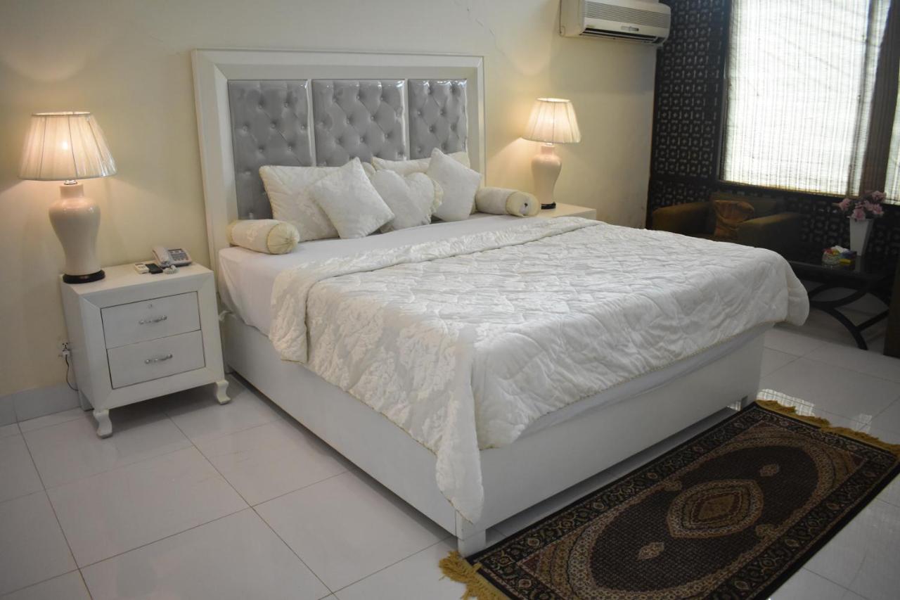 Hotel Royal Palace راوالبيندي المظهر الخارجي الصورة