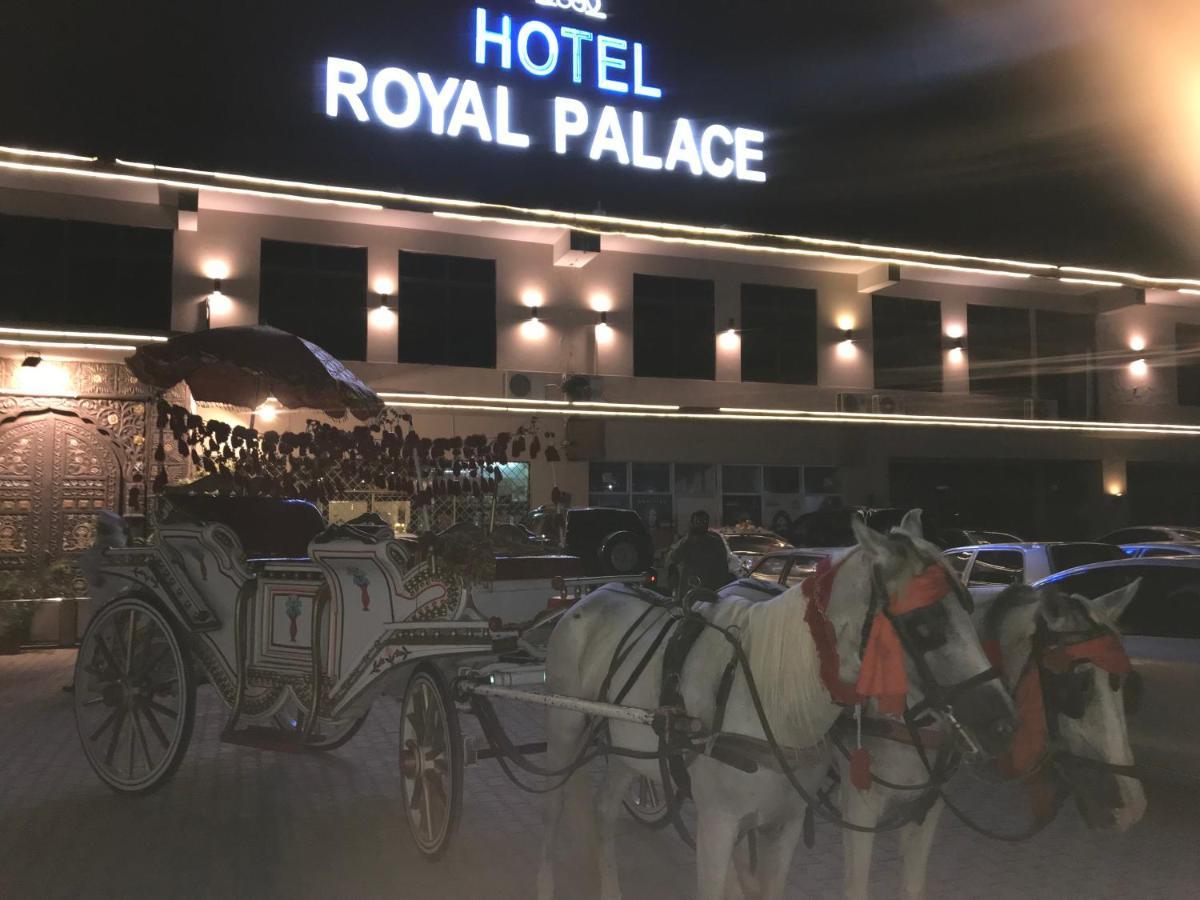 Hotel Royal Palace راوالبيندي المظهر الخارجي الصورة