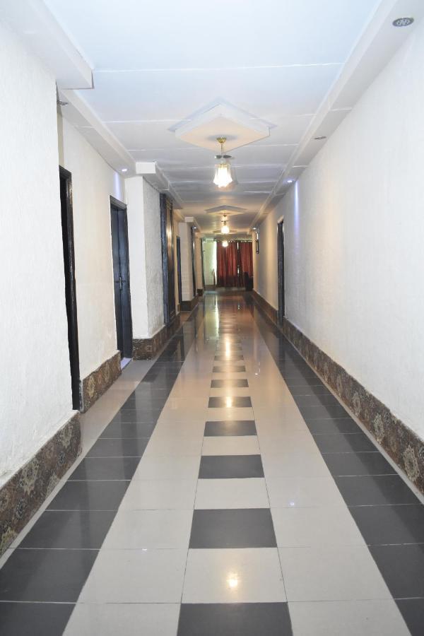 Hotel Royal Palace راوالبيندي المظهر الخارجي الصورة