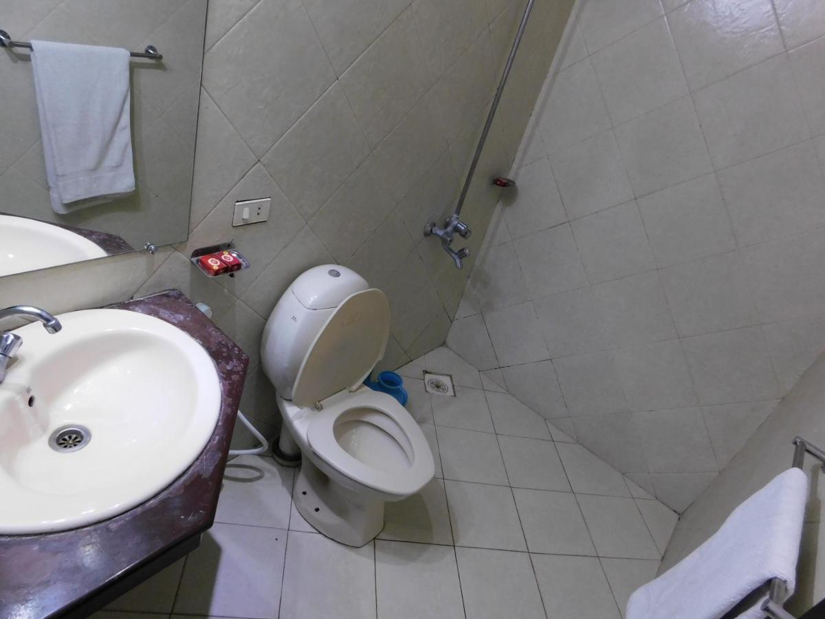 Hotel Royal Palace راوالبيندي المظهر الخارجي الصورة
